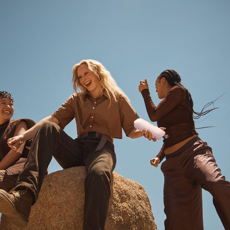 Bose SoundLink Flex Bluetooth Speaker (2nd Gen) - Portable Outdoor Speaker with Hi-Fi Audio, Waterproof and Dustproof, USB-C, Up to 12 Hours Battery Life, Petal Pink - Limited Edition Color